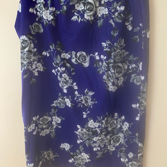 Pencil skirt size 2X - Picture 2 of 3